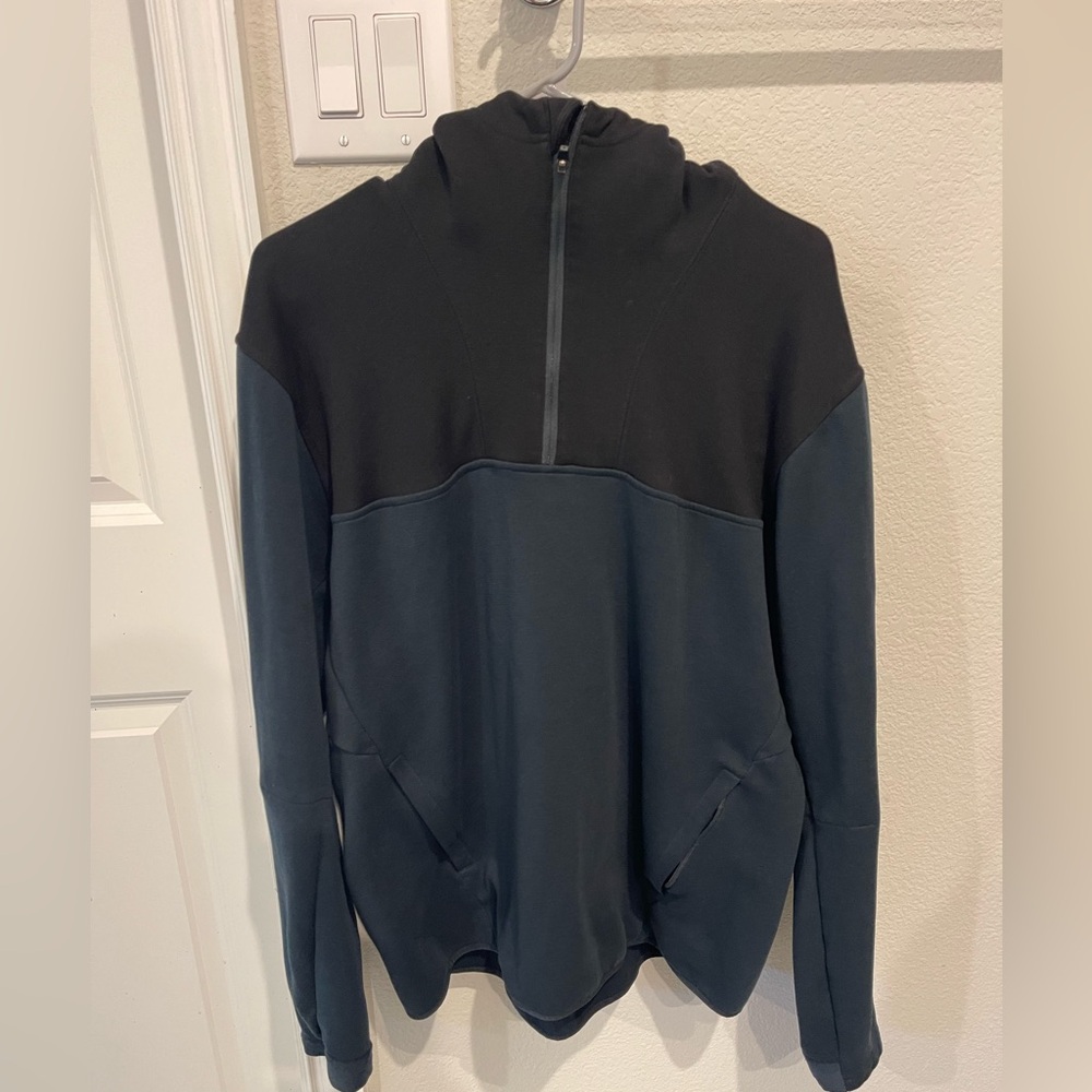 Kuhl sweater
